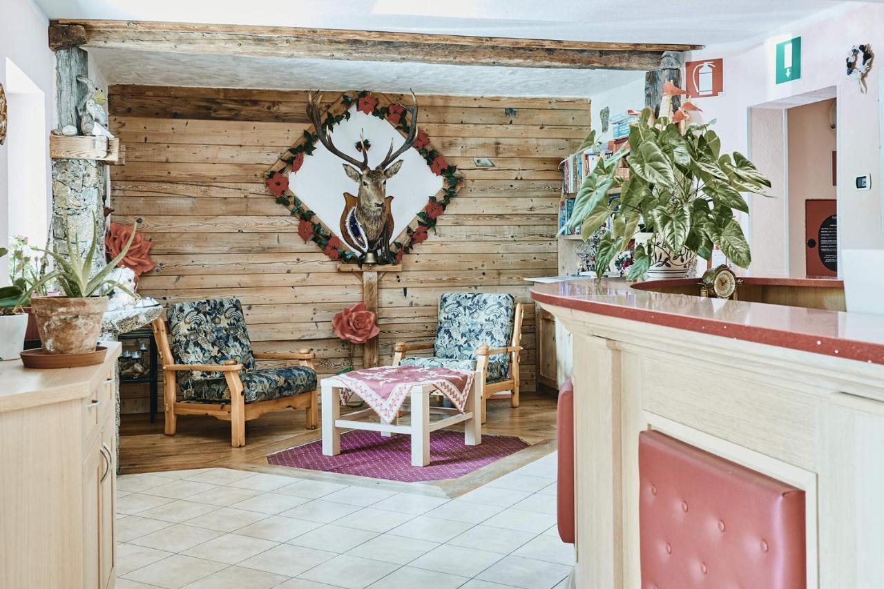 Hotel 2000 Livigno Buitenkant foto