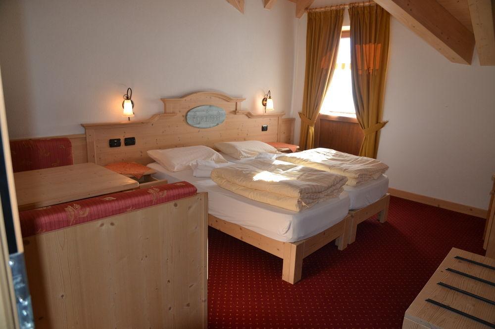 Hotel 2000 Livigno Buitenkant foto